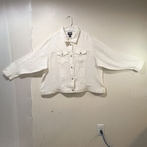 Jones & Co Women's 3X White Oversized Long Sleeves Button Down Shirt